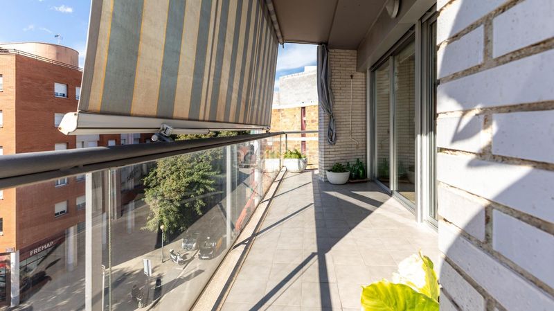 Foto c21ca7fd-5c00-490d-846d-a3a7691dfdf9. Àtic amb aparcament a Sant Joan Baptista Sant Adrià de Besòs