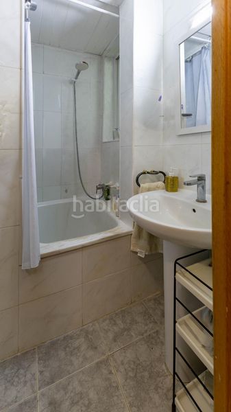 Foto 8af1f79d-ea70-4b70-9b2d-97d784029879. Pis a Sants Barcelona