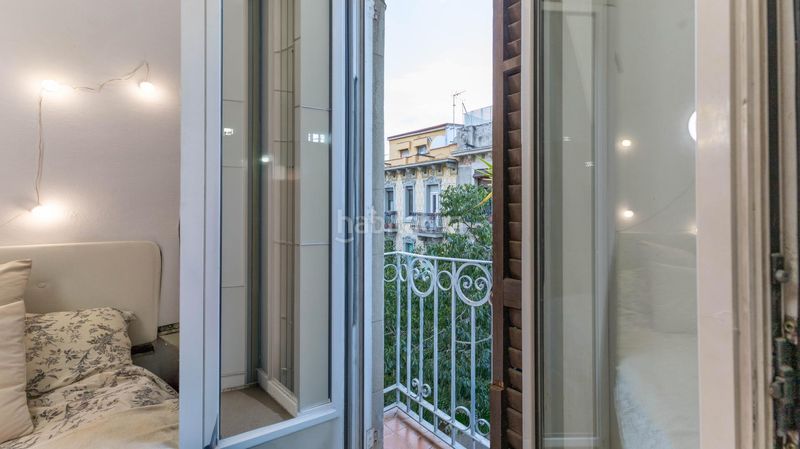 Foto 8e1ca92a-f80a-4470-af3f-cf5c1d684a63. Pis a Sants Barcelona