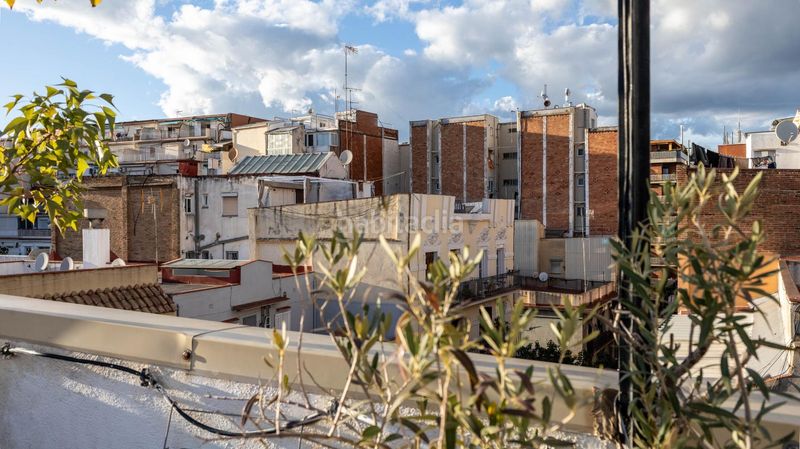 Foto c9984835-8782-4813-8369-b63940c59bf1. Pis a Sants Barcelona