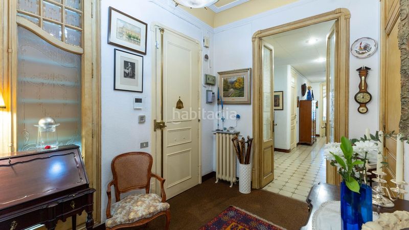 Foto f83b2cee-00af-4095-aae7-954787e79290. Pis a L´Antiga Esquerra de l´Eixample Barcelona