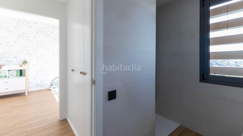 Foto f9afe08e-b538-484d-bb54-7c612ead09db. Casa adossada amb calefacció aparcament piscina a Cabrils