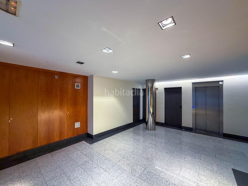 Foto 09324468-9f52-411c-866c-4b2cdcb354e6. Pis amb aparcament a Sant Antoni Barcelona