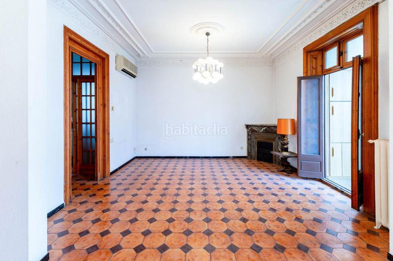 Foto fee7ac52-40f1-446d-9cc6-673ceaa3103c. Pis amb calefacció a Dreta de l´Eixample Barcelona