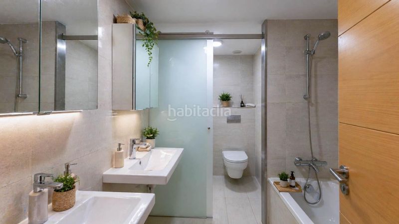 Foto b0747ef4-e3a3-4c77-8233-ec4af92f9734. Casa adossada amb aparcament piscina a Premià de Dalt