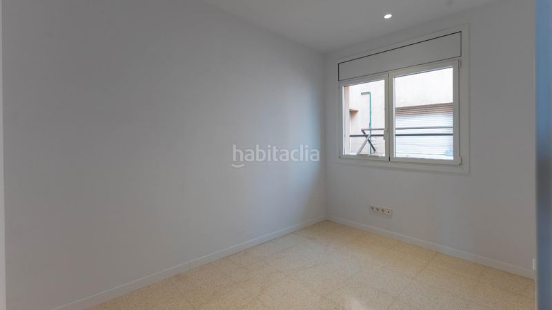 Foto 1fce8a4e-714a-4ce4-8afd-1b05d002e1df. Pis amb calefacció aparcament a Baix Guinardó Barcelona