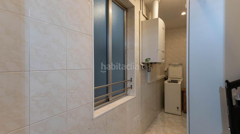 Foto 1a4b33d4-aa7e-4128-a082-279fbbdc37f7. Pis amb calefacció a Sants Barcelona