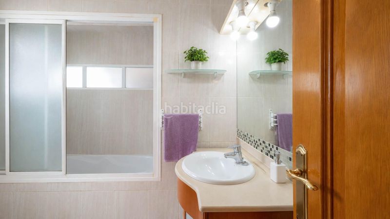 Foto 81c997e3-a860-4624-9a28-f6010e4d10a7. Xalet amb calefacció aparcament piscina a Can Rial Esparreguera