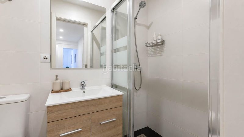 Foto 3f485e9a-c990-4d74-b509-f3285afad23a. Estudi a Sant Gervasi - Galvany Barcelona