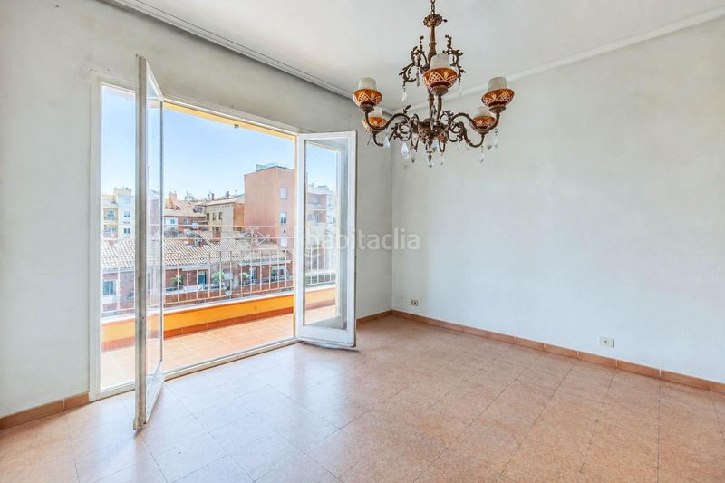 Foto e7a71ce8-cad5-472f-a7ad-ee548c76b018. Pis amb calefacció a Sant Gervasi - Bonanova Barcelona