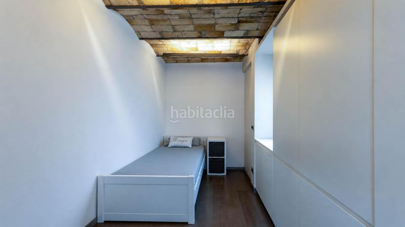 Foto 65e815a8-47f2-4129-93c3-a9018a7e8f33. Àtic amb calefacció a La Nova Esquerra de l´Eixample Barcelona