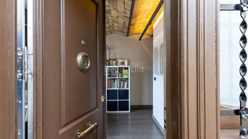 Foto e6c7f0da-343c-4da9-8f16-f2e8706a052f. Àtic amb calefacció a La Nova Esquerra de l´Eixample Barcelona