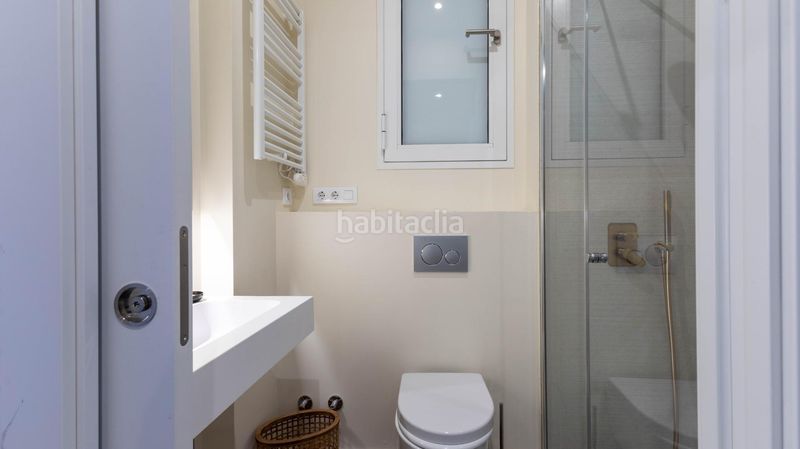 Foto f13bb4a1-6bd1-4394-84df-9fb255fbd1e1. Pis amb calefacció aparcament a Dreta de l´Eixample Barcelona