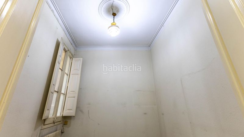 Foto 529e9346-bfa0-4ce3-943a-4b0a0091d4a5. Pis amb calefacció a Dreta de l´Eixample Barcelona