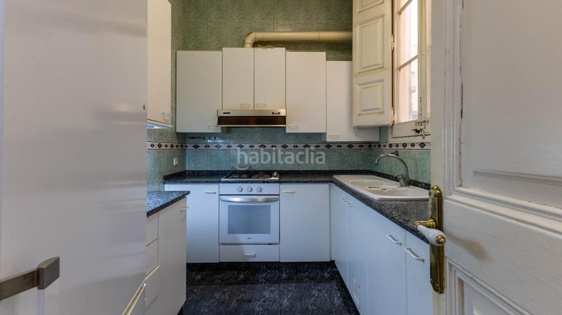 Foto 9b2d4b17-9e46-480b-8fc8-097eaa08a36e. Pis amb calefacció a Dreta de l´Eixample Barcelona