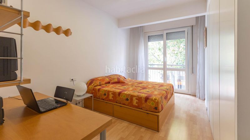 Foto b4e6eae8-7b57-4d33-8f7c-8afde2ba71c3. Pis amb calefacció aparcament a La Nova Esquerra de l´Eixample Barcelona