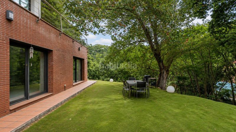 Foto cd95d970-44de-45d3-bbf0-f7a34de4e8dd. Chalet con riscaldamento parcheggio piscina in Les Planes Sant Cugat del Vallès