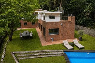 Xalet  Magarola. Agencia inmobiliaria en barcelona. casa en sant cugat , les plan