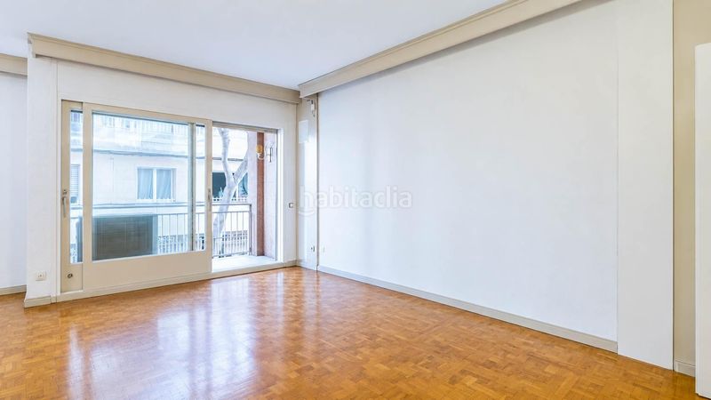 Foto 1c8b3985-3a98-4007-8e63-e86c954e991c. Flat with heating parking in Putget - Farró Barcelona