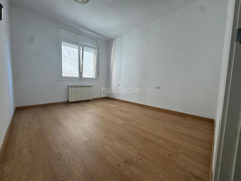 Foto a7a18384-ebb1-42e8-8423-9dee6a193a33. Pis amb calefacció a Plaça Catalunya Manresa