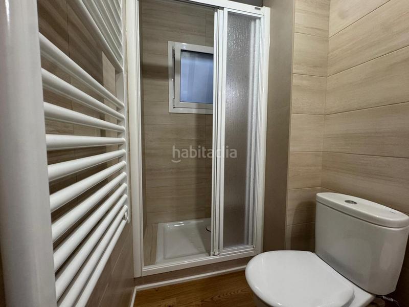 Foto d3564459-3a71-49d7-8971-5f1309887eb7. Pis amb calefacció a Plaça Catalunya Manresa