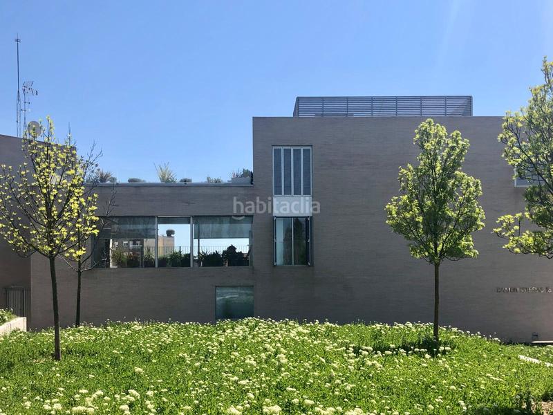 Foto a8b348a9-be96-42cb-b41d-79a4baa39ed1. Dúplex amb calefacció aparcament a bases de Manresa - carretera de santpedor Manresa