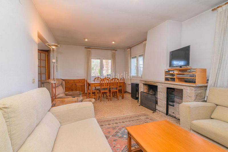 Foto 18a100d9-5afd-47bc-bcc3-2d8570d2cb04. Xalet amb calefacció aparcament a Collbató