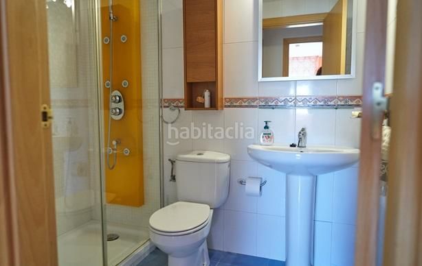 Foto 6835d0af-5ae6-469f-8801-5e9e71bd0cad. Pis amb calefacció aparcament a Escodines Manresa