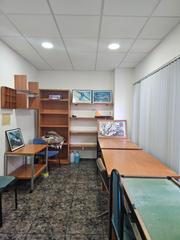 Rent Business premise in Centre. Local comercial de dos plantas