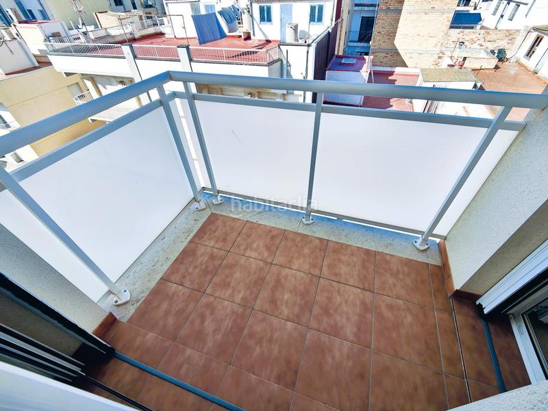 Foto 37dc62f7-c32d-4850-bf7d-5cffca7a28ac. Ático  duplex de 5 dormitorios en la zona centro con gran terraza en Sant Carles de la Ràpita