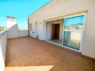 Attique à Nord. Ático duplex de 5 dormitorios en la zona centro con gran terraza