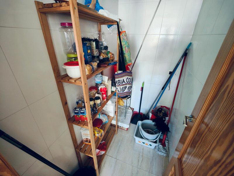 Foto b938eb51-8284-4e59-9554-2d72d03d3673. Ático  duplex de 5 dormitorios en la zona centro con gran terraza en Sant Carles de la Ràpita