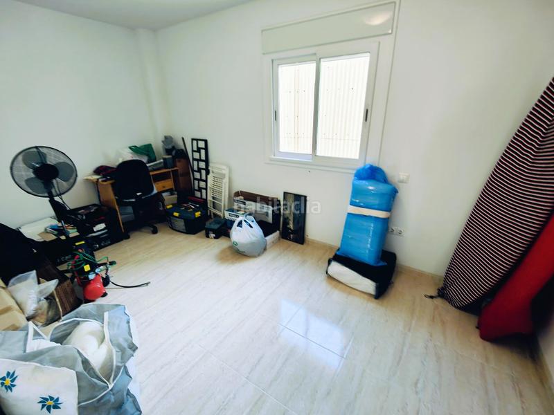 Foto c2cd4612-fee4-43e2-8623-83fc7dcb2fd2. Ático  duplex de 5 dormitorios en la zona centro con gran terraza en Sant Carles de la Ràpita