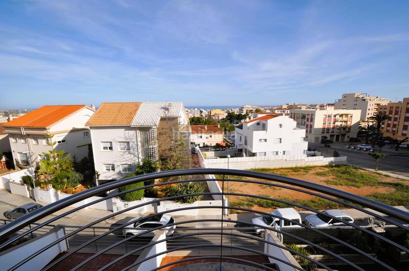 Foto 1d72da56-d922-49e7-bb1f-d19075d96330. Semi detached house with heating parking in Nord Sant Carles de la Ràpita