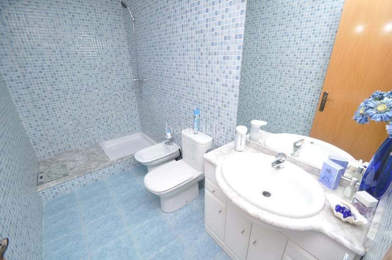 Foto 4e306135-13a8-43c5-ab44-209d2cdd0065. Semi detached house with heating parking in Nord Sant Carles de la Ràpita