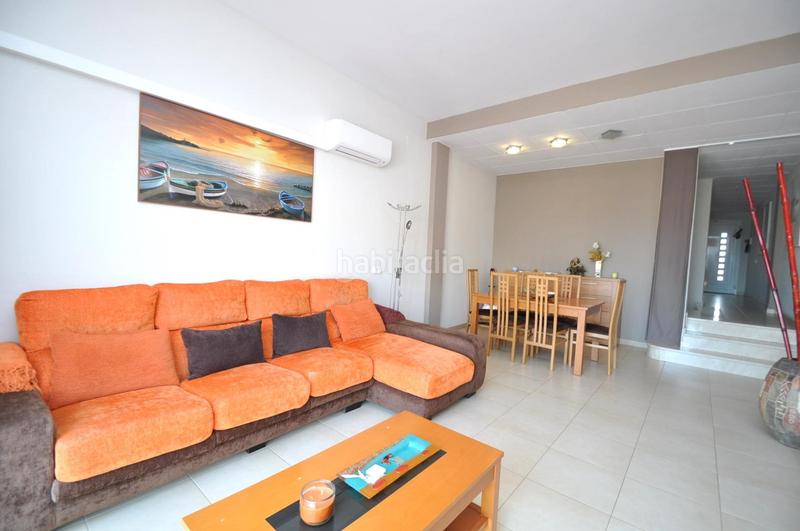 Foto 7af95ac6-29ee-45ba-8469-bfc28e664eac. Semi detached house with heating parking in Nord Sant Carles de la Ràpita