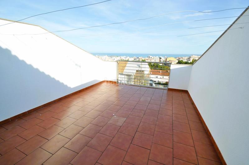 Foto 9540b168-60fb-43e5-9dfb-47af0cbfff5a. Semi detached house with heating parking in Nord Sant Carles de la Ràpita