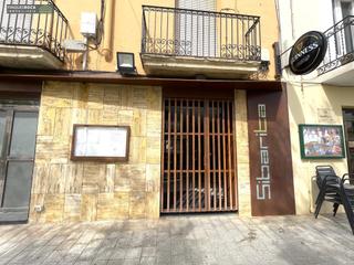 Edifici a Centre. Se vende edificio con el restaurante alquilado en la mejor zona