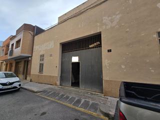 Rent Industrial building in Valletes - Xiribecs. Nave en centro de amposta