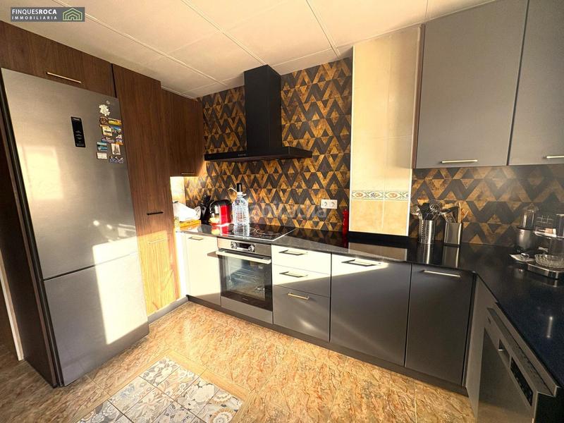 Foto be4dbc46-3e9b-4d68-895d-6ce02def0df3. Àtic amb calefacció a Nord Sant Carles de la Ràpita