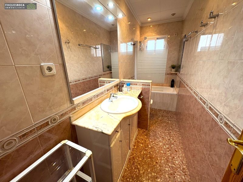 Foto 2e49aaf4-1e37-439a-bc32-7040759b1eed. Xalet amb piscina a Alcanar