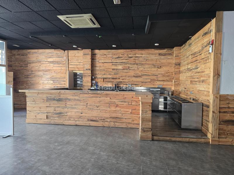 Foto 00eb156b-4363-44b9-8498-57f8f4c0fe1e. Affitto locale commerciale in calle calderon barca 30 in Amposta