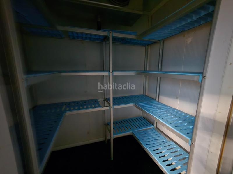 Foto 10c1105a-2d55-458d-be2a-f38f6a811558. Affitto locale commerciale in calle calderon barca 30 in Amposta