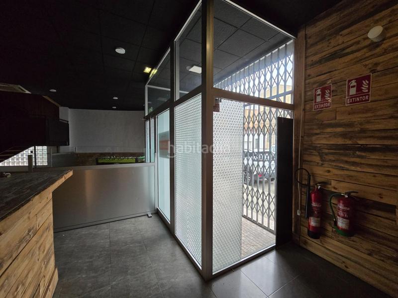 Foto 9f16ad24-bf97-4fb2-b676-0c0e27563e99. Affitto locale commerciale in calle calderon barca 30 in Amposta