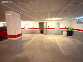 Aparcament cotxe a Avinguda Catalunya. Plaza de parking y trastero en zona av catalunya