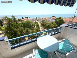 Appartement à Avinguda Catalunya. Apartamento de 2 dormitorios, baño, cocinacomedorestar, terraza,