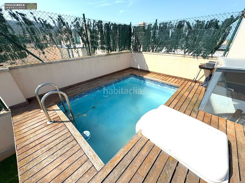 Foto 12066835-5236-4d4b-b0cf-342f7e42f887. Dúplex amb aparcament piscina a Nord La Ràpita