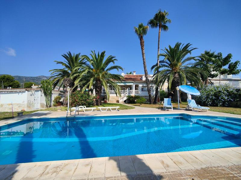 Foto 297a2701-9a17-4b53-9bee-795ee93700ee. Chalet  espacioso montsià de mar a solo 300 metros del mar en Alcanar