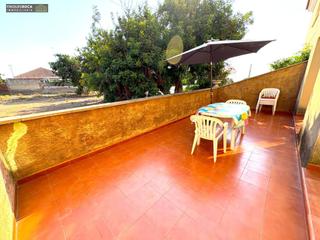 Casa adossada a Alcanar. Casa unifamiliar adosada de 3 dormitorios, 2 baños, cocina indep