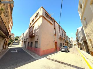Casa a Godall. Casa con muchas posibilidades, a 20 minutos de amposta, con 7 do
